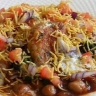 Aloo Tikki Chaat