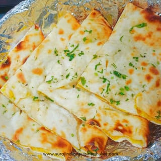 Cheese Naan